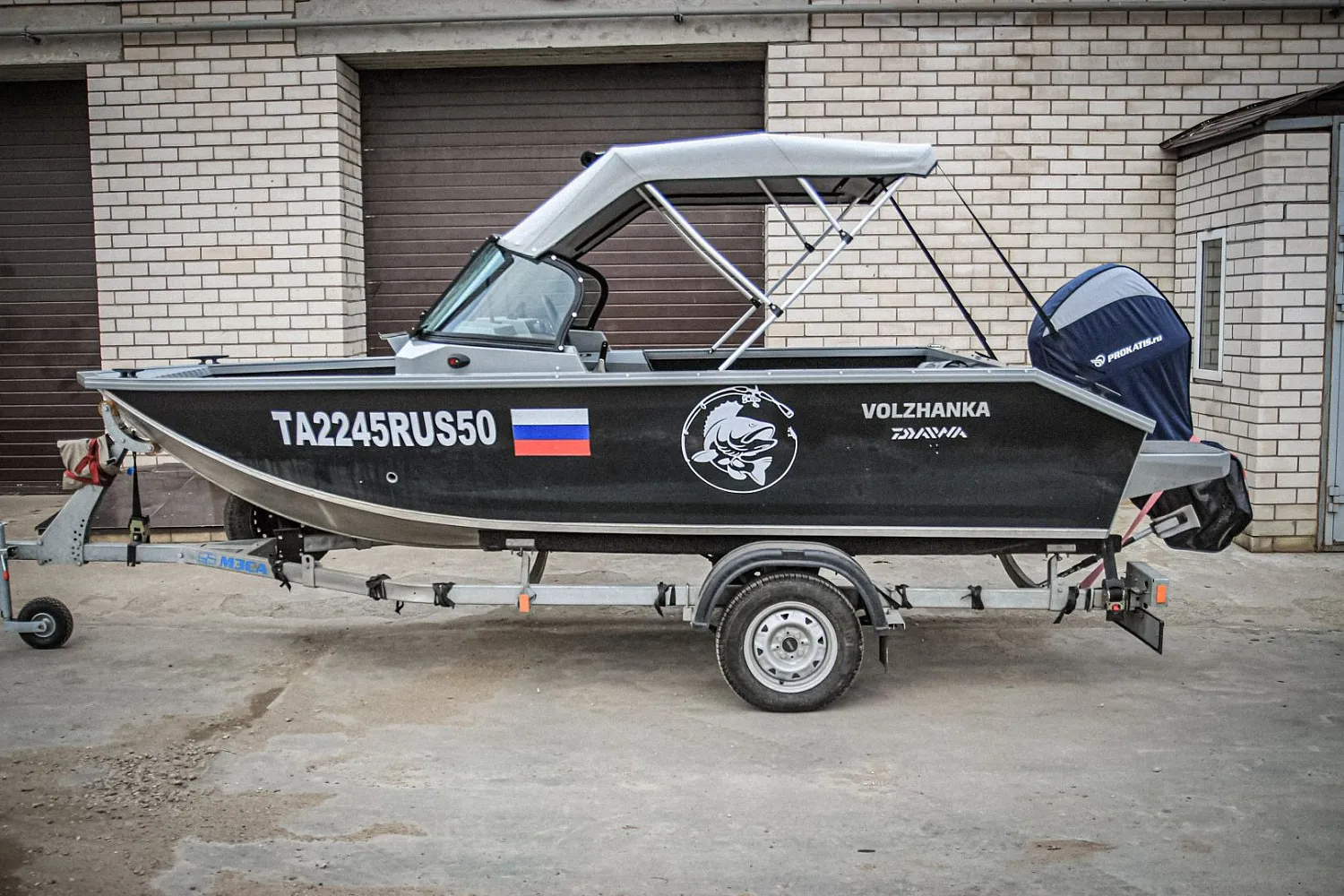 (2021) Волжанка 46 Фиш 2020 г.в Ходовой тент