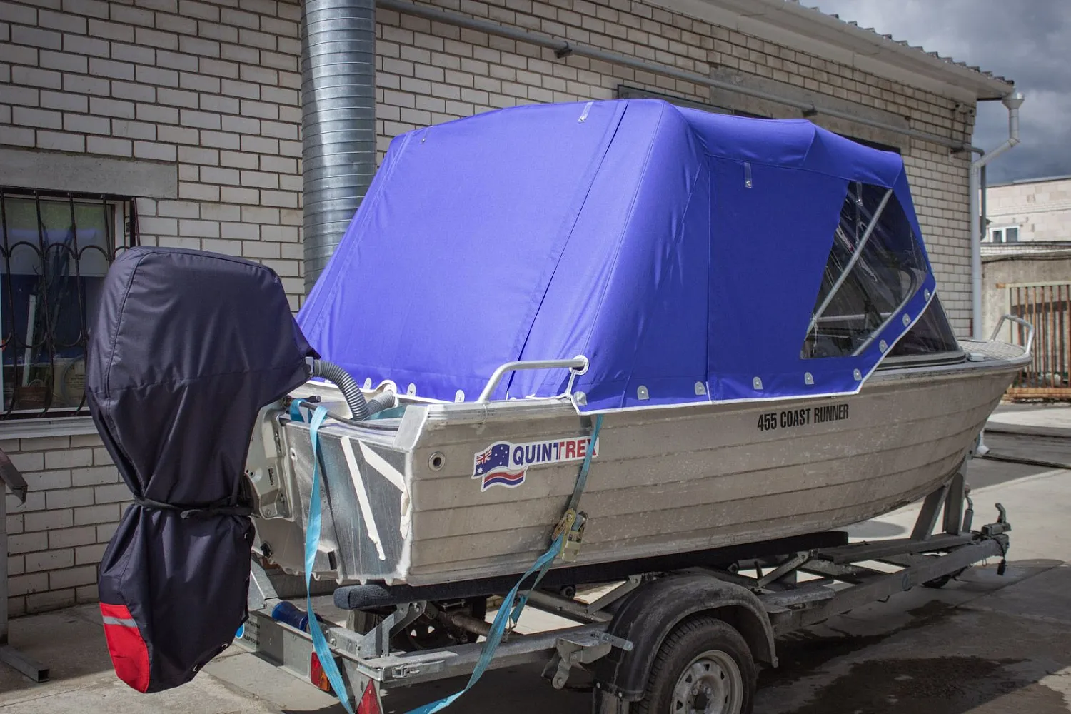 (2018) Quintrex 455 от 2015 года тент ходовой и транспортировочный