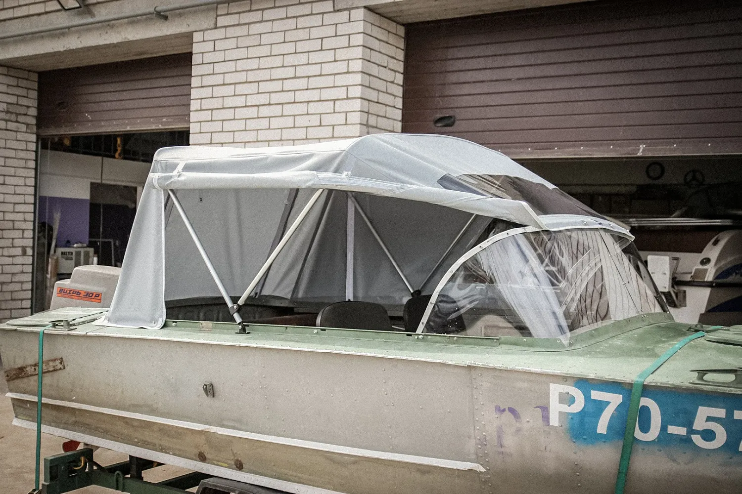 (2017) Прогресс 2 Заводское ветровое стекло и Ходовой тент