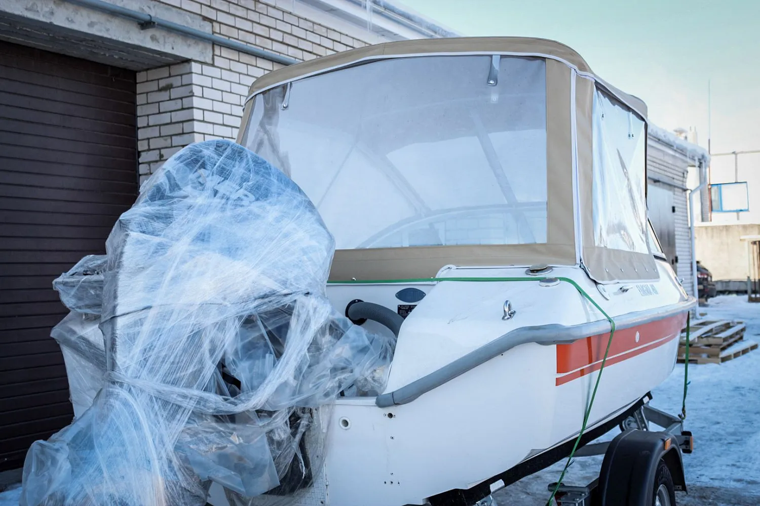 (2017) Enigma СВ 460 Ходовой тент