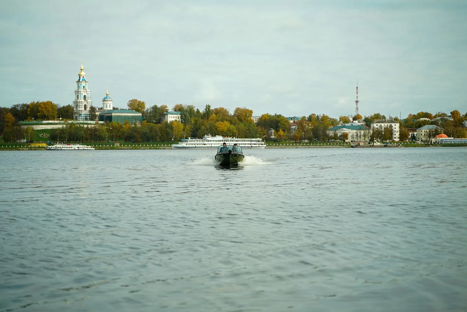 (2021) Крым Ветровое стекло Элит, тент Ходовой