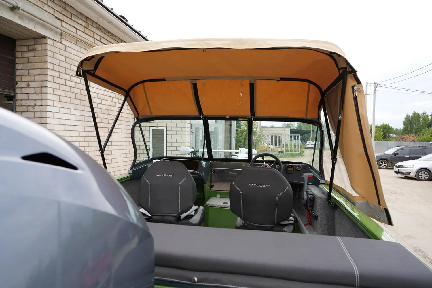 (2024) Windboat 4.6 dcx