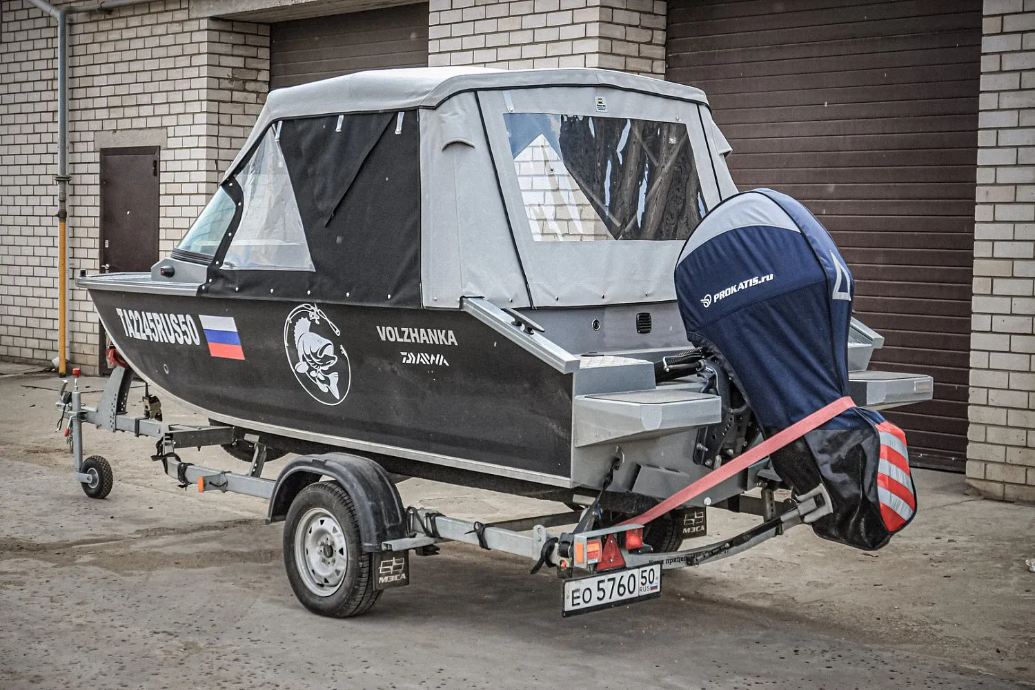 (2021) Волжанка 46 Фиш 2020 г.в Ходовой тент