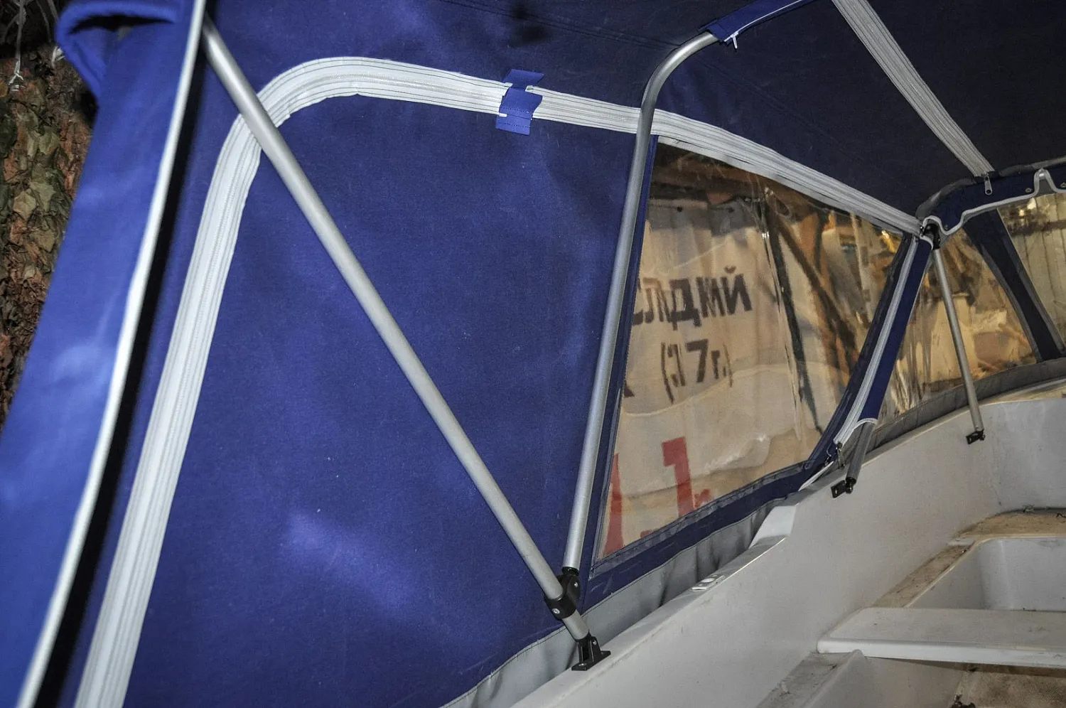 (2014) Nissamaran Laker 410 Ходовой тент