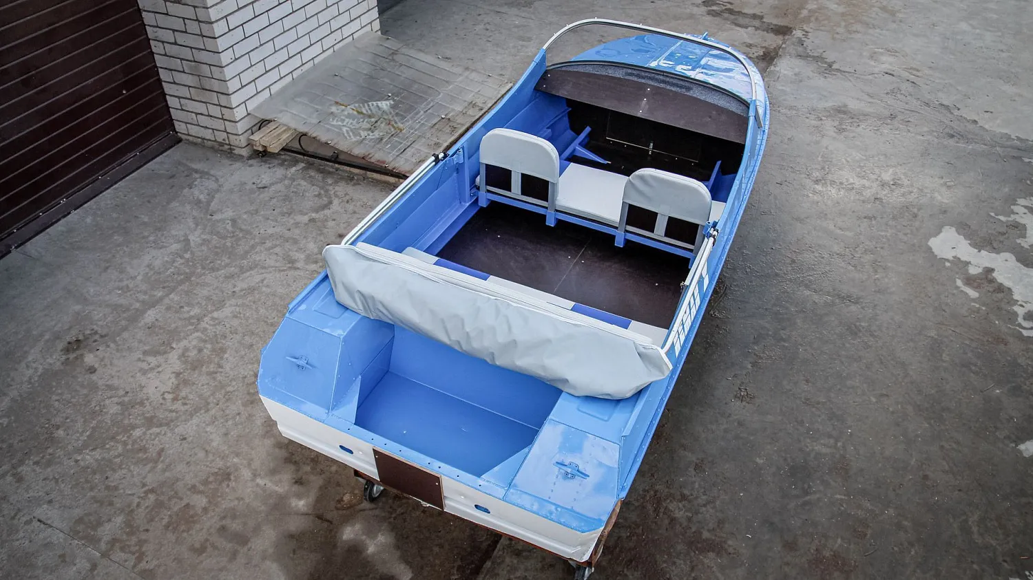 (2017) Неман 2 Ветровое стекло Элит и Ходовой тент (2017) Неман 2 Ветровое стекло Элит и Ходовой тент