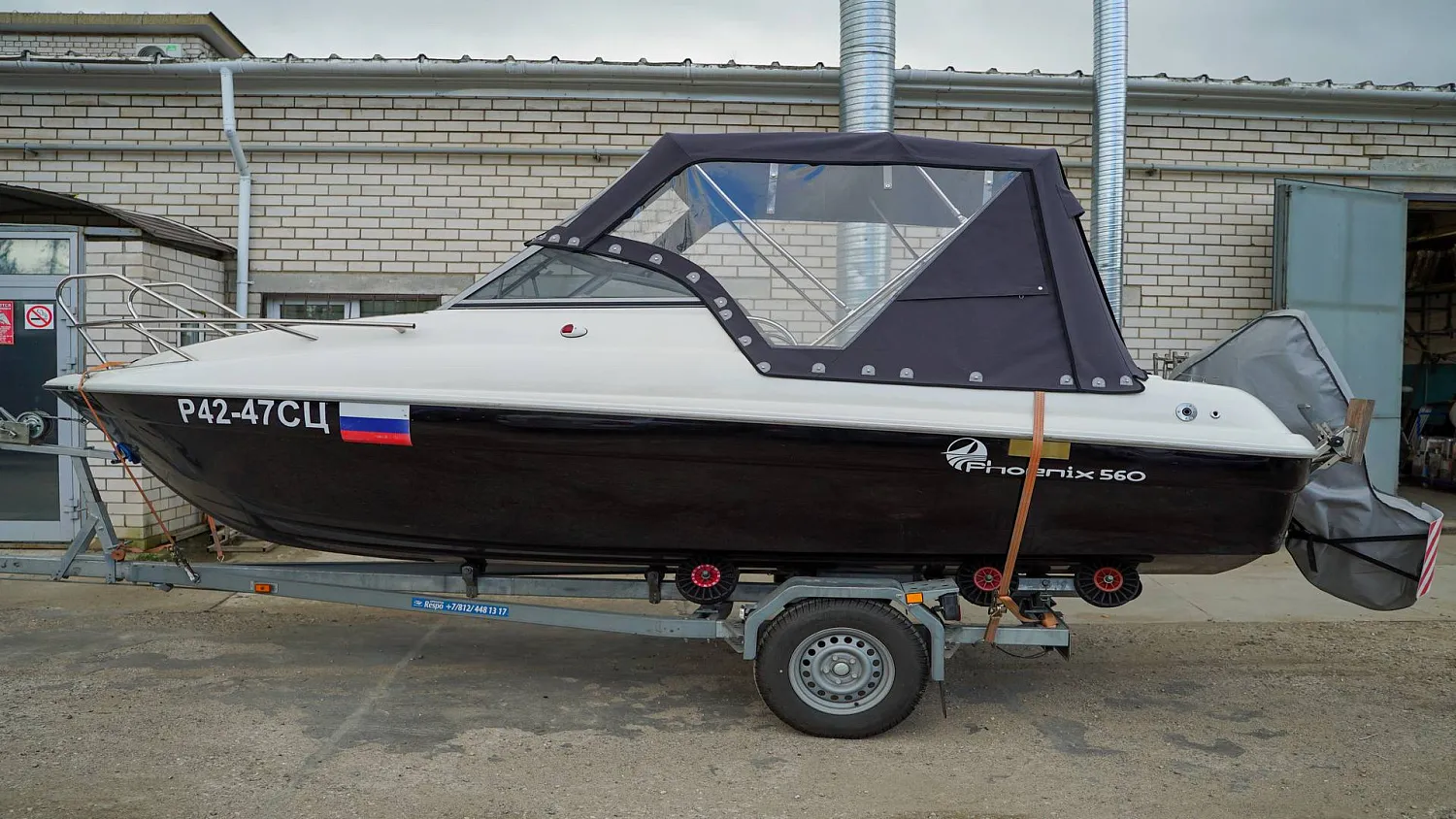 (2021) Феникс 560  Ветровое стекло Auto, Ходовой тент 