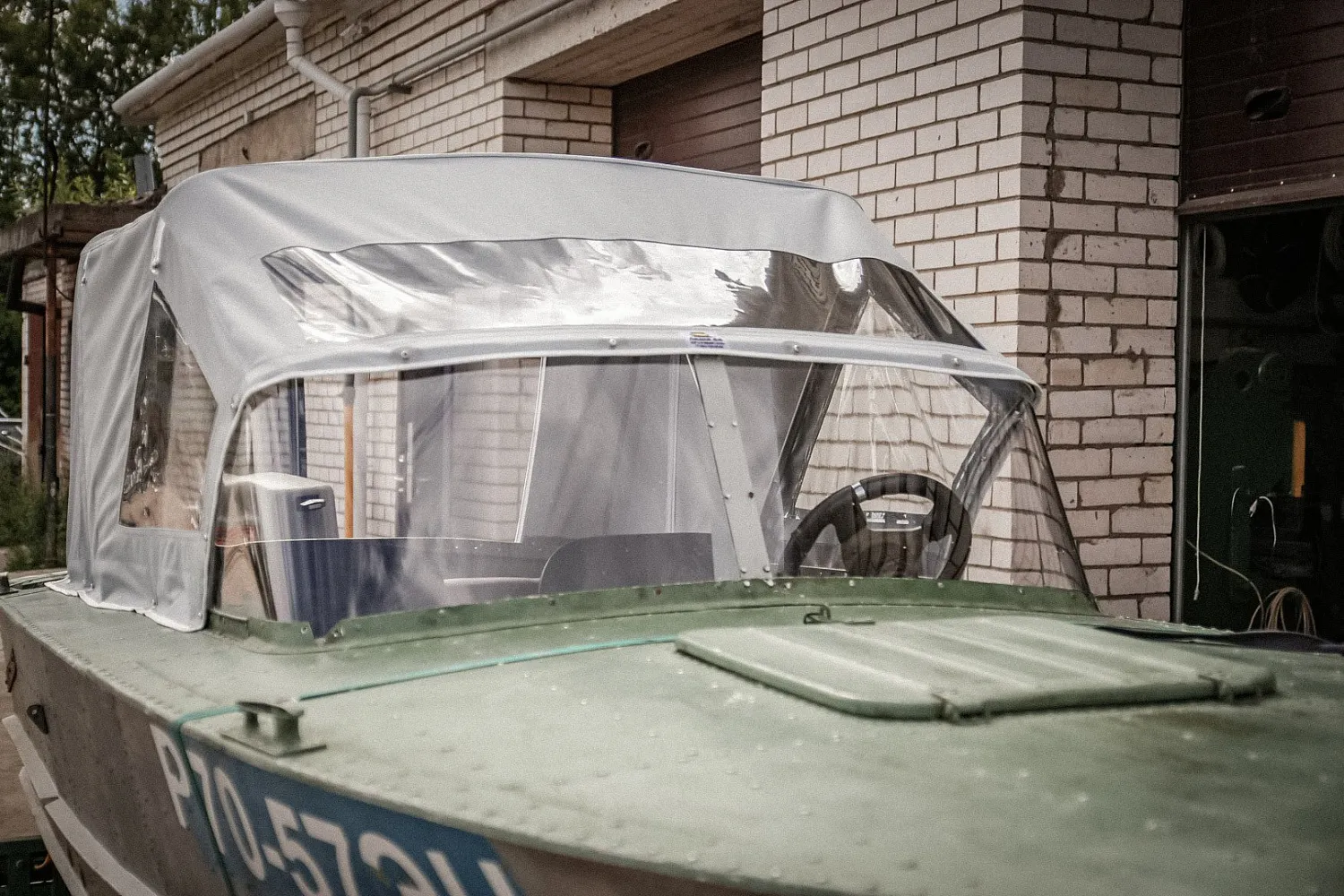 (2017) Прогресс 2 Заводское ветровое стекло и Ходовой тент