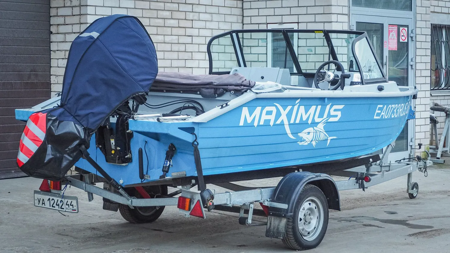 (2023) Неман 450 DC Ветровое стекло Auto