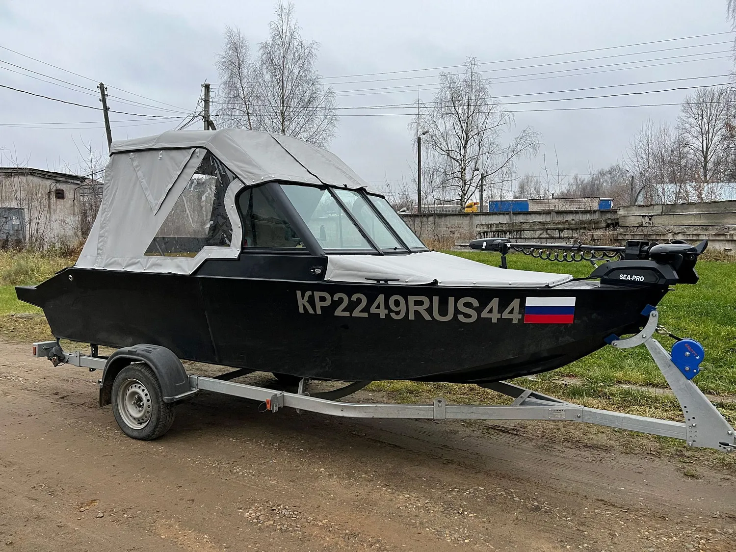 (2025) Goonch 460 SV fish M