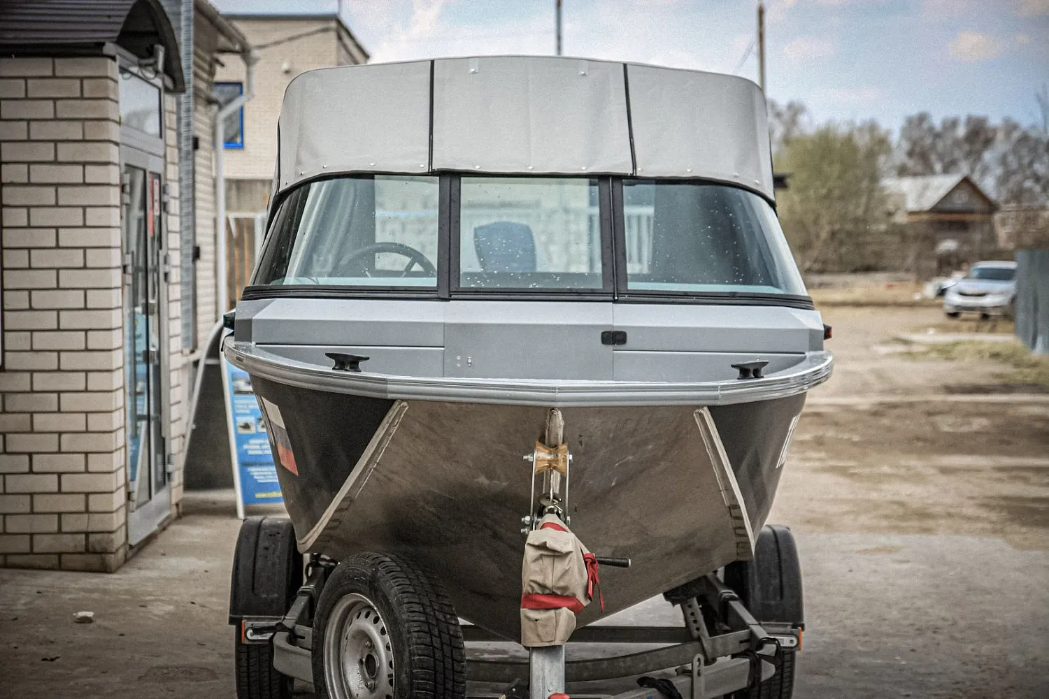 (2021) Волжанка 46 Фиш 2020 г.в Ходовой тент