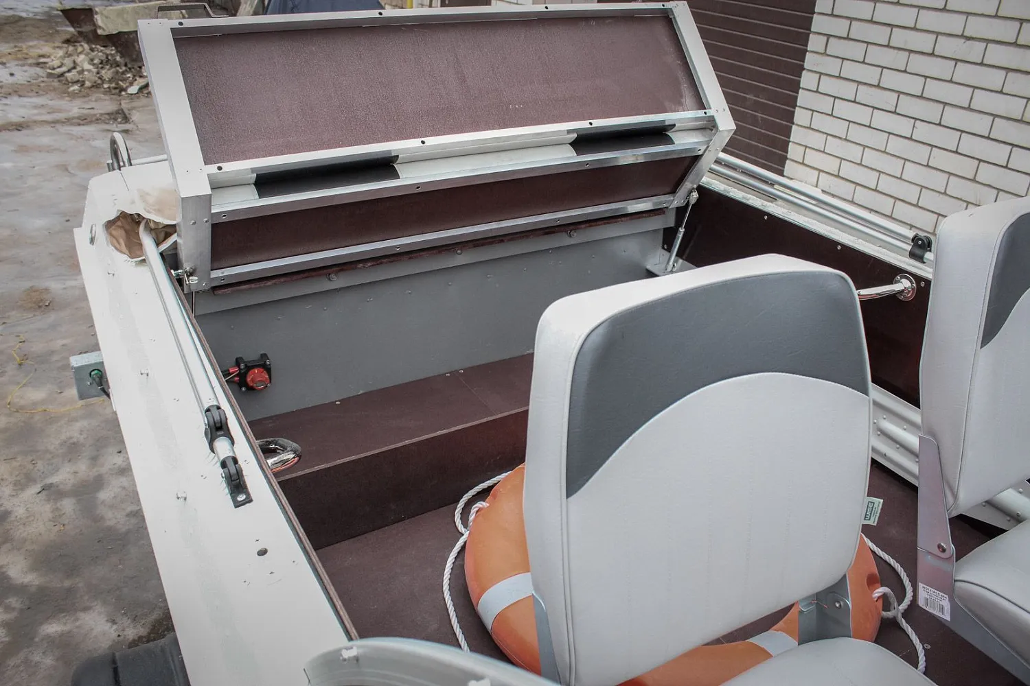 (2015) Обь 3 Ветровое стекло Премиум с боковиной Классик, тент Ходовой