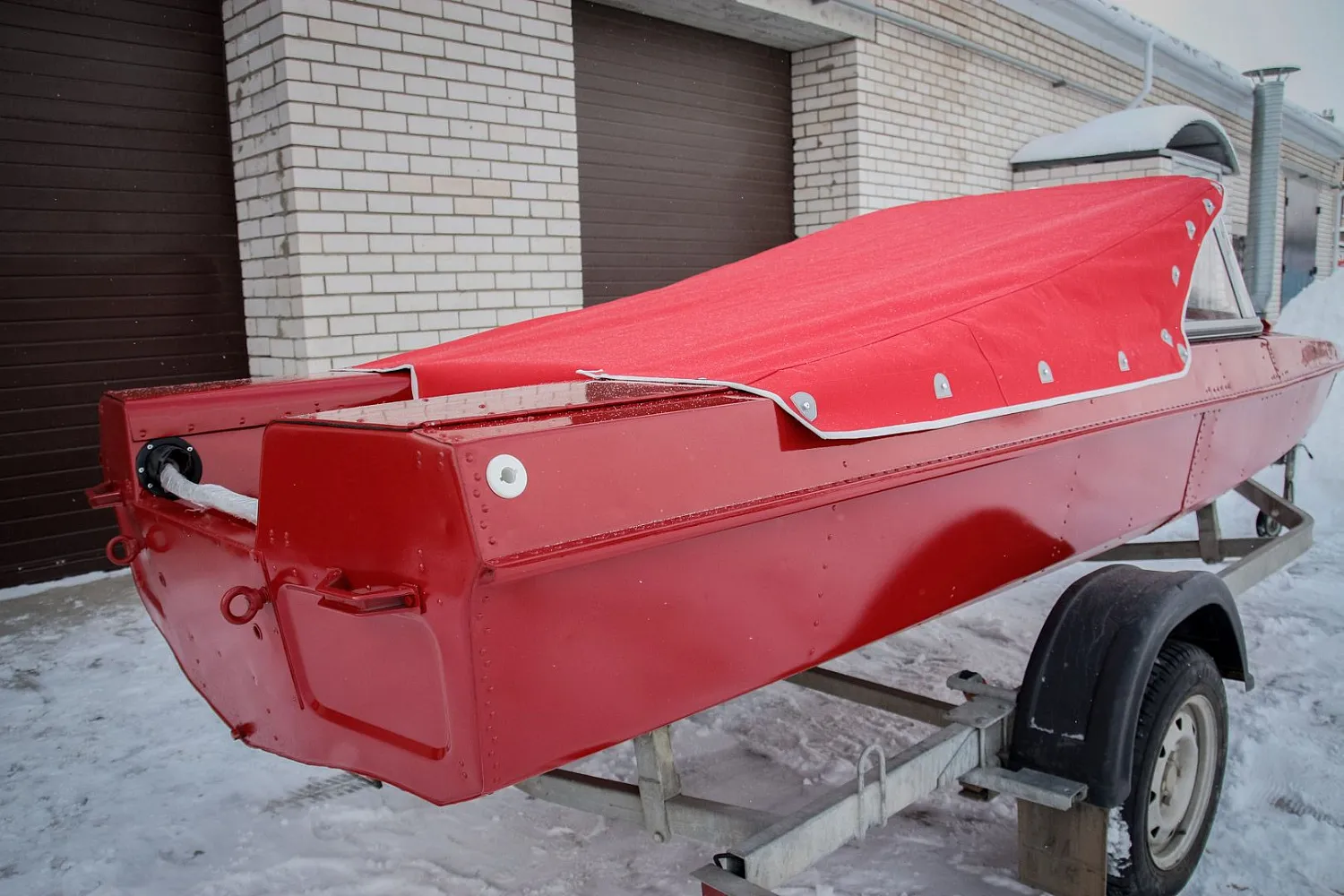 (2018) Обь 3 Ветровое стекло Элит с боковиной Классик, тент Стояночный, покраска в Красный