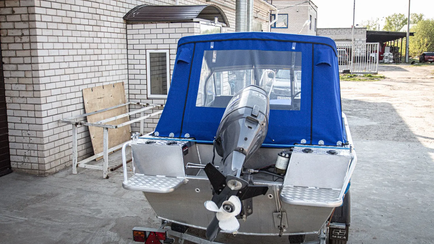 (2021) RealCraft 440 Тент ходовой на заводское стекло