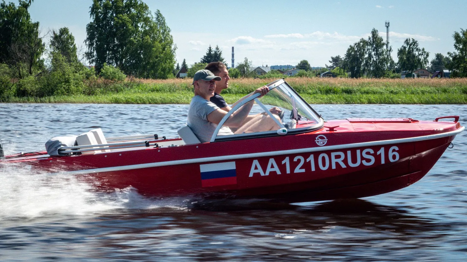 (2021) Обь 3 Ветровое стекло Элит с боковиной Классик, тент Ходовой, покраска в красный цвет