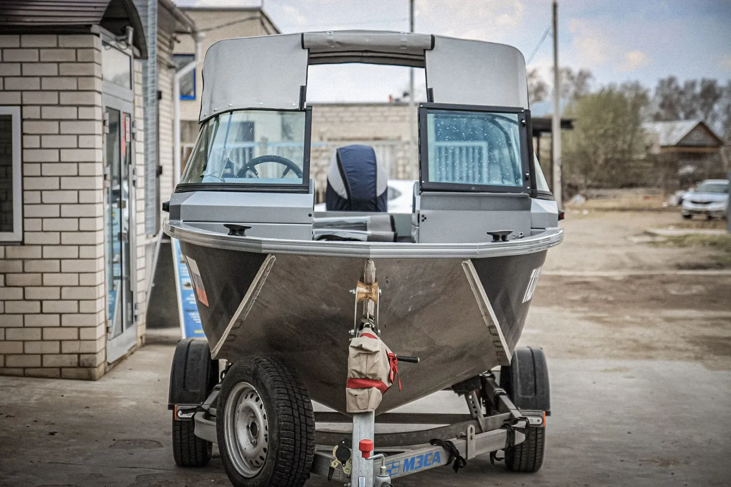 (2021) Волжанка 46 Фиш 2020 г.в Ходовой тент