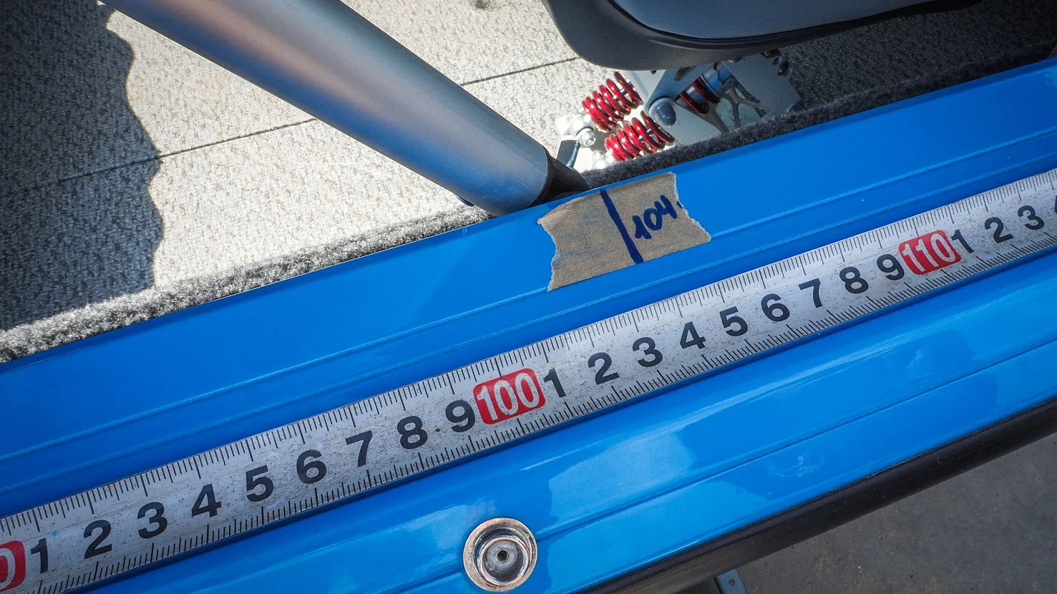 (2022) Windboat 4.6 DCX Ходовой тент на заводское ветровое стекло