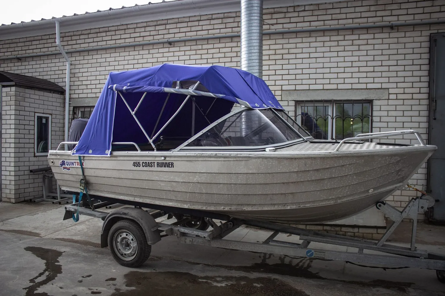 (2018) Quintrex 455 от 2015 года тент ходовой и транспортировочный