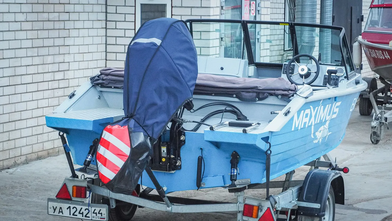 (2023) Неман 450 DC Ветровое стекло Auto