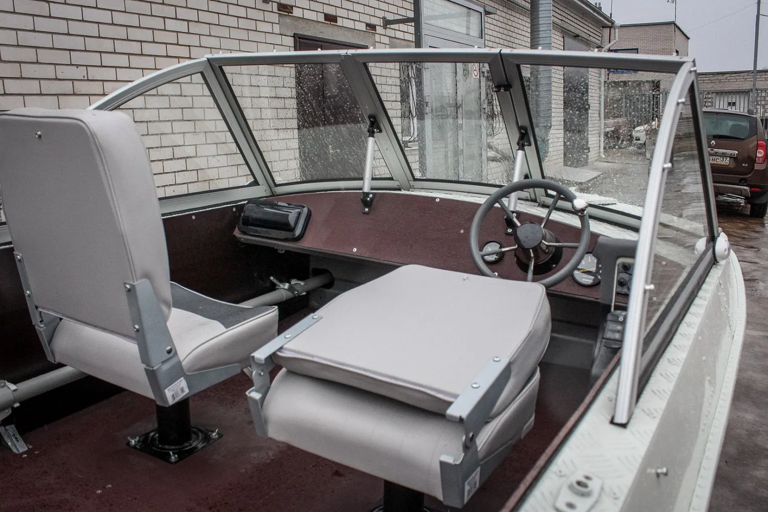 (2015) Обь 3 Ветровое стекло Премиум с боковиной Классик, тент Ходовой