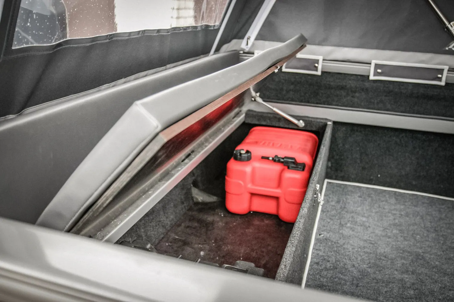 (2017) Волжанка 46 Фиш тент ходовой и носовой