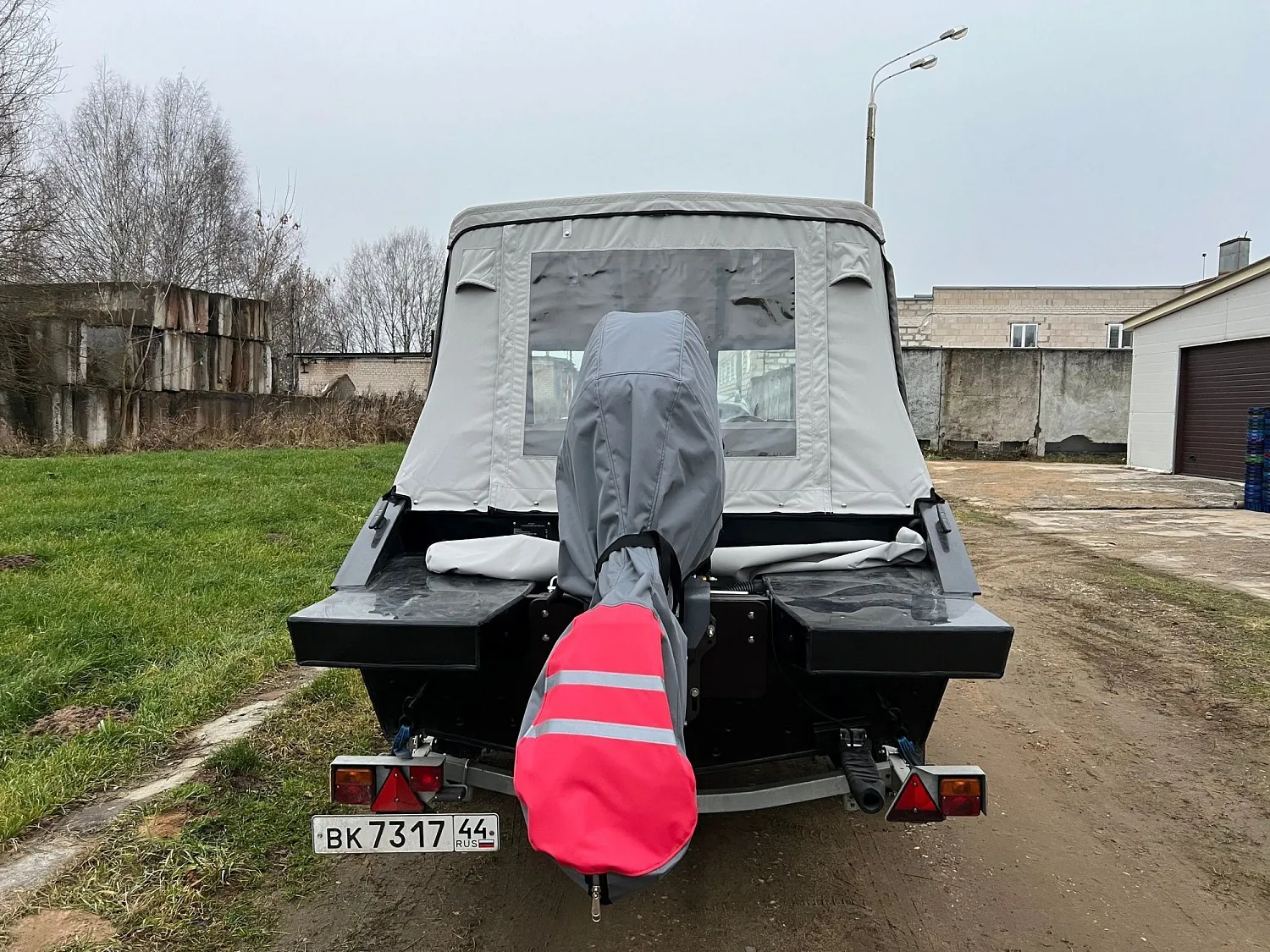 (2025) Goonch 460 SV fish M