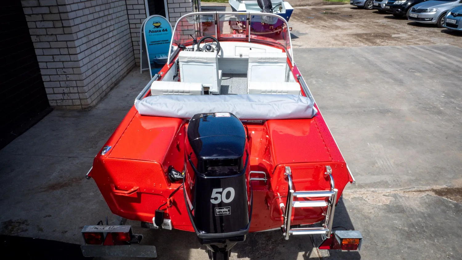 (2021) Обь 3 Ветровое стекло Элит с боковиной Классик, тент Ходовой, покраска в красный цвет