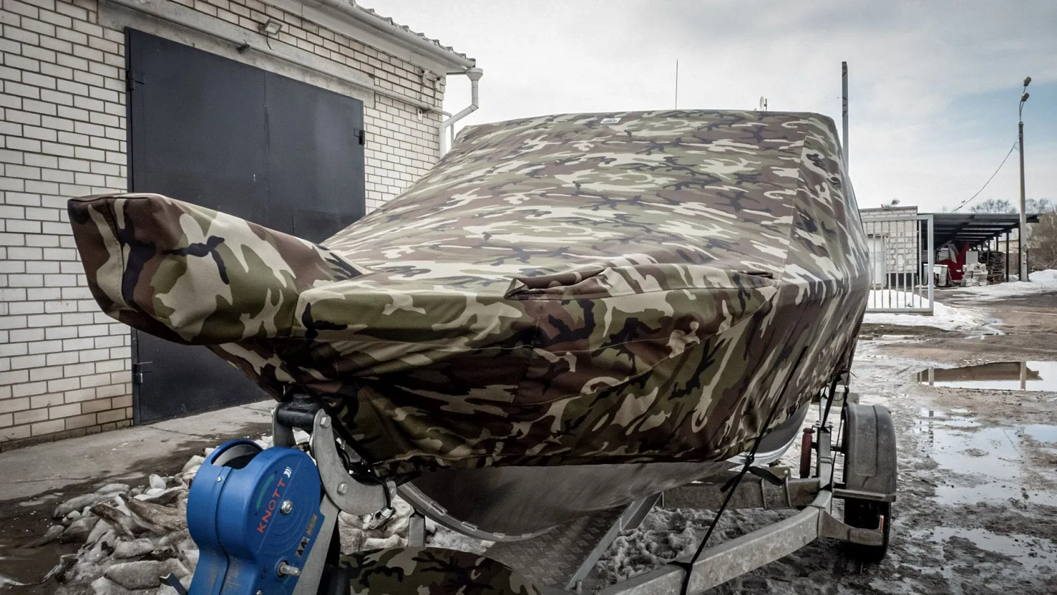 (2021) Волжанка 50 Фиш 2020 г.в Ветровое стекло Auto, тент ходовой и транспортировочный