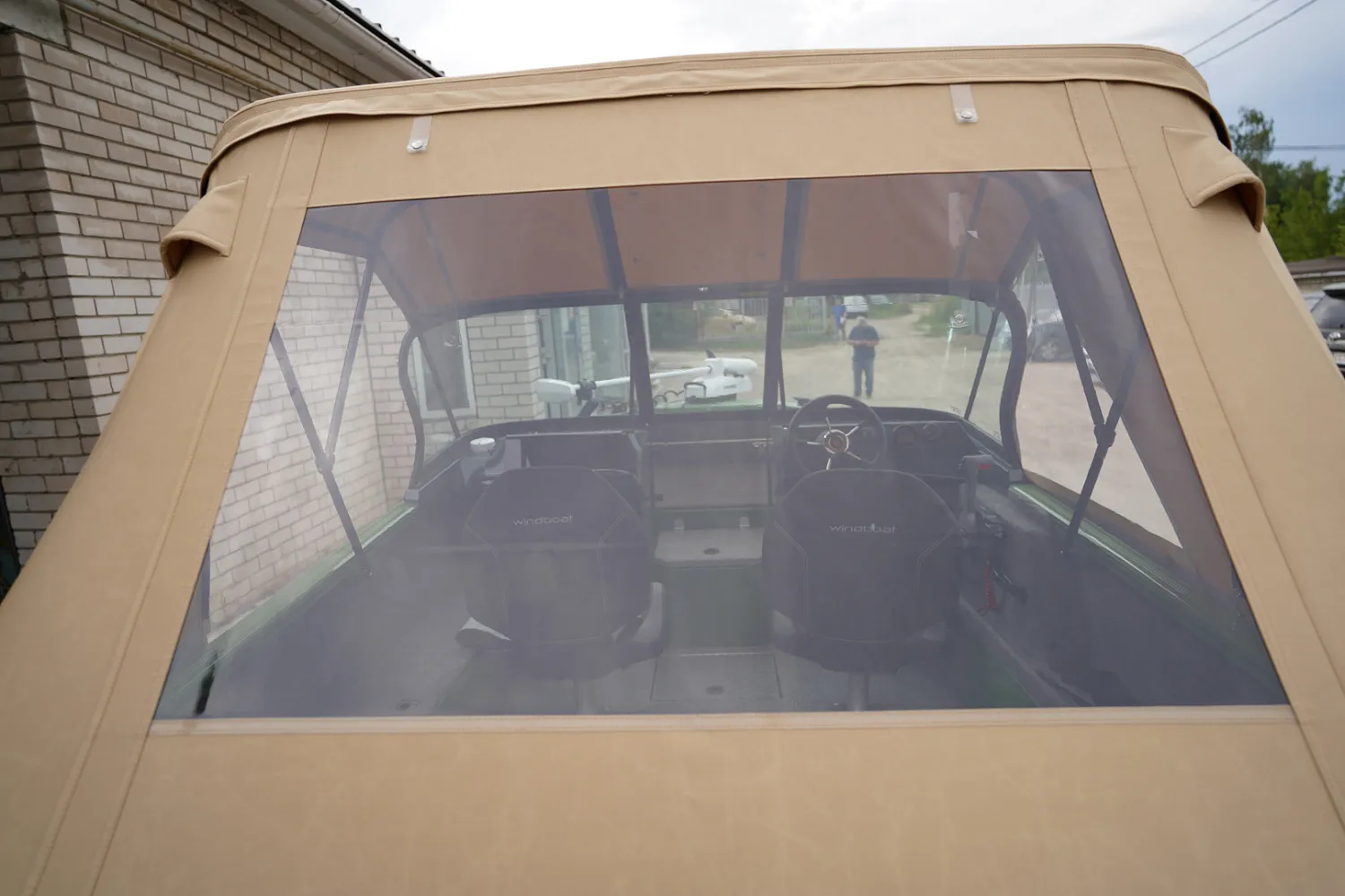 (2024) Windboat 4.6 dcx