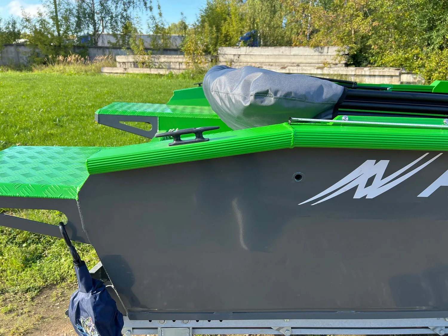 (2025) Неман 500 DC Auto, ходовой и транспортировочный тент