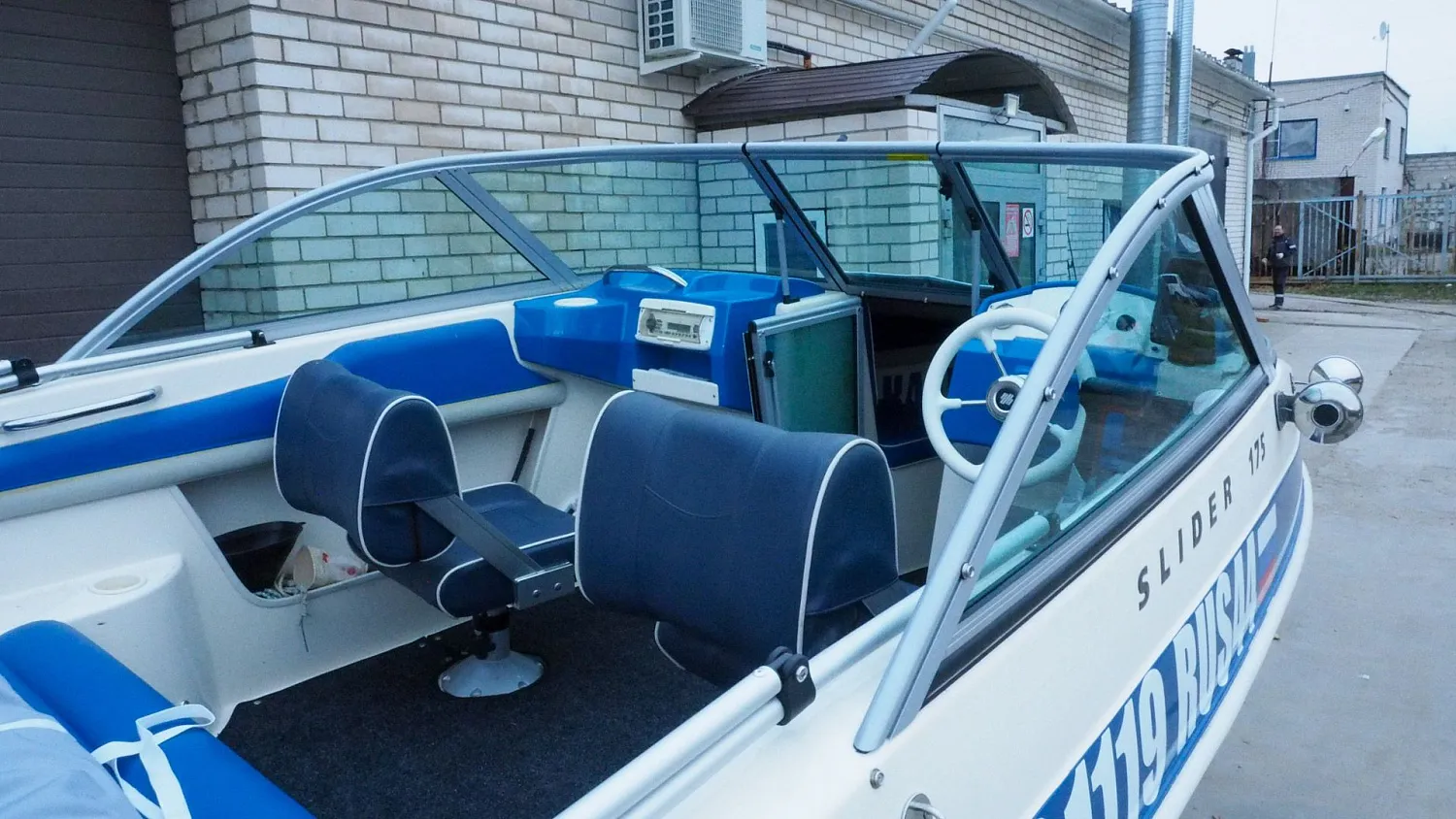 (2023) Slider 175 комплект Элит (ветровое стекло, ходовой, стояночный и носовой тент)