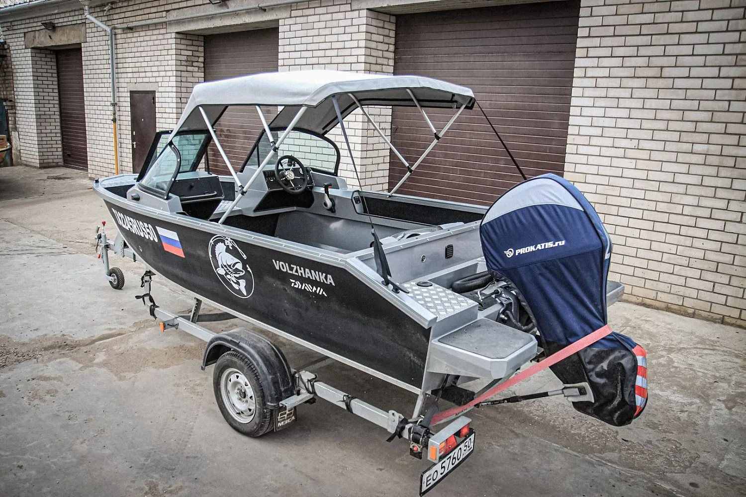 (2021) Волжанка 46 Фиш 2020 г.в Ходовой тент