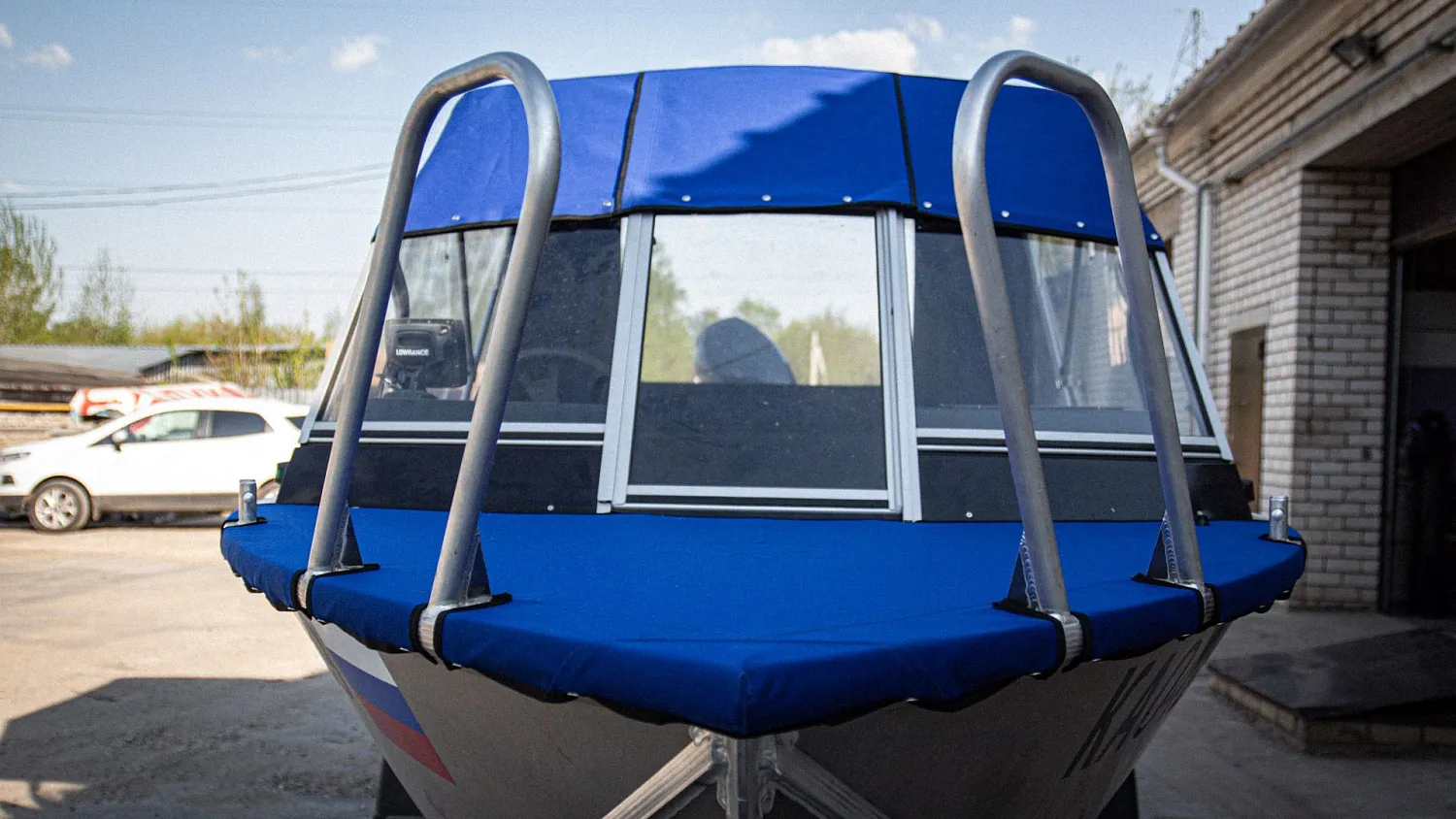 (2021) RealCraft 440 Тент ходовой на заводское стекло