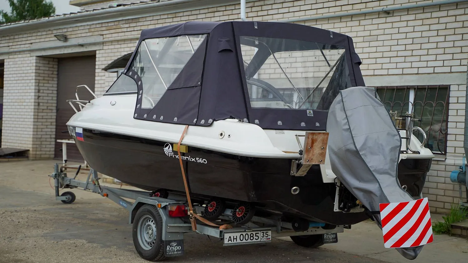 (2021) Феникс 560  Ветровое стекло Auto, Ходовой тент 