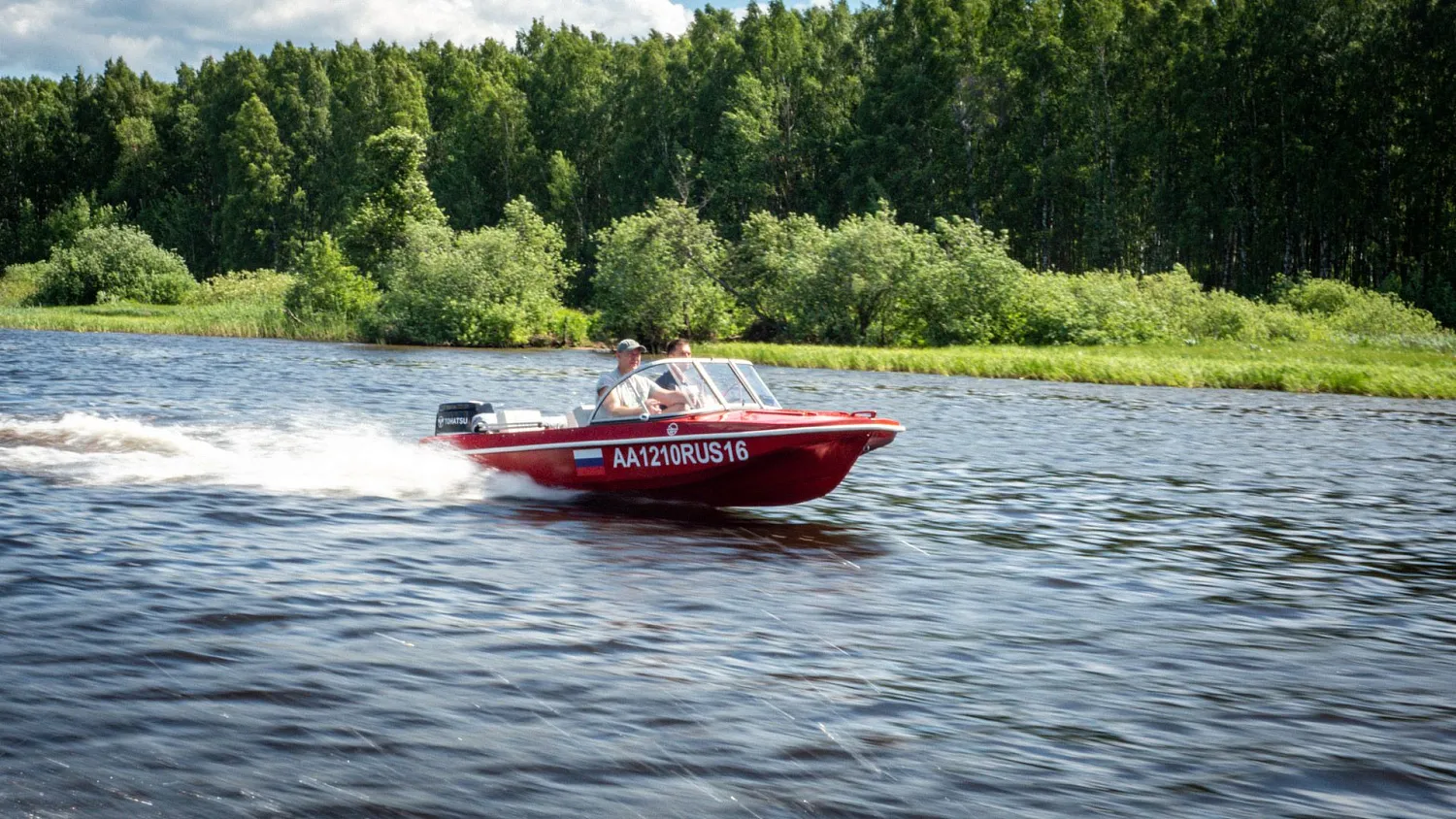 (2021) Обь 3 Ветровое стекло Элит с боковиной Классик, тент Ходовой, покраска в красный цвет