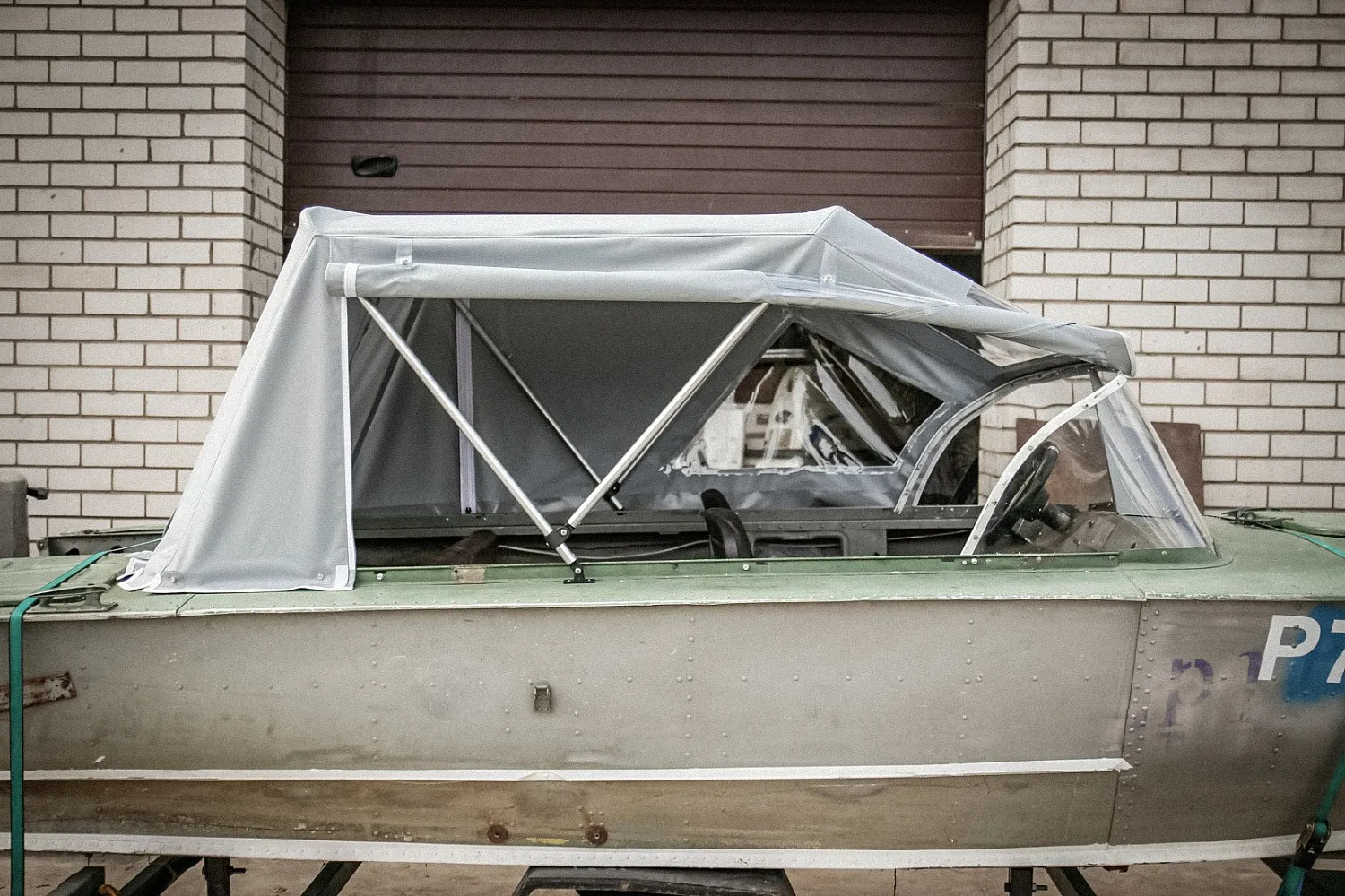 (2017) Прогресс 2 Заводское ветровое стекло и Ходовой тент