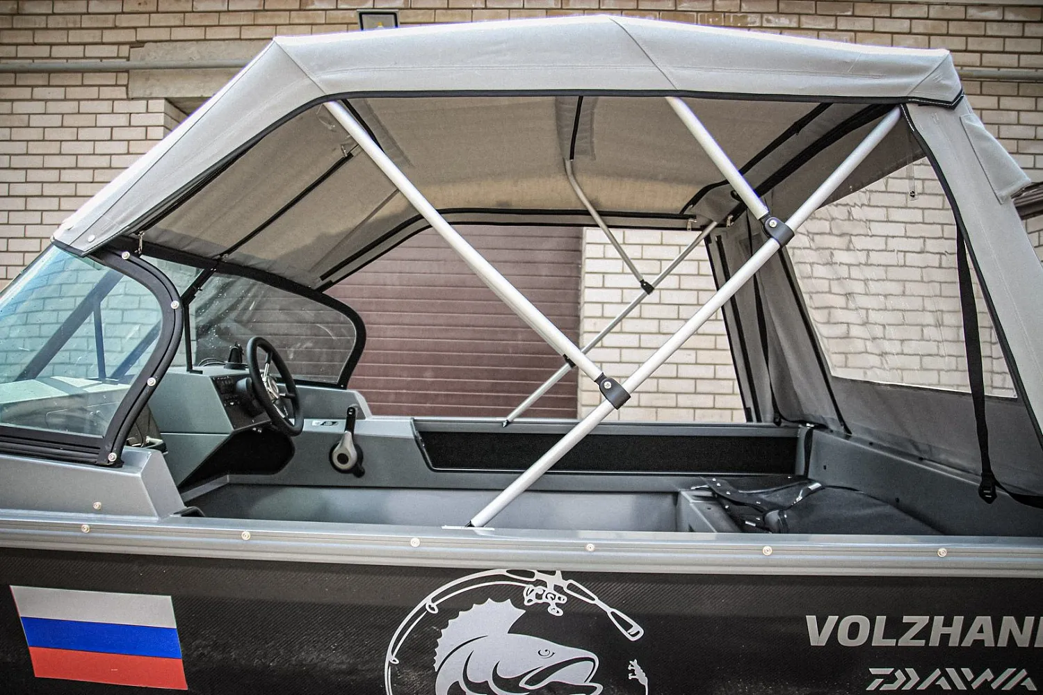 (2021) Волжанка 46 Фиш 2020 г.в Ходовой тент