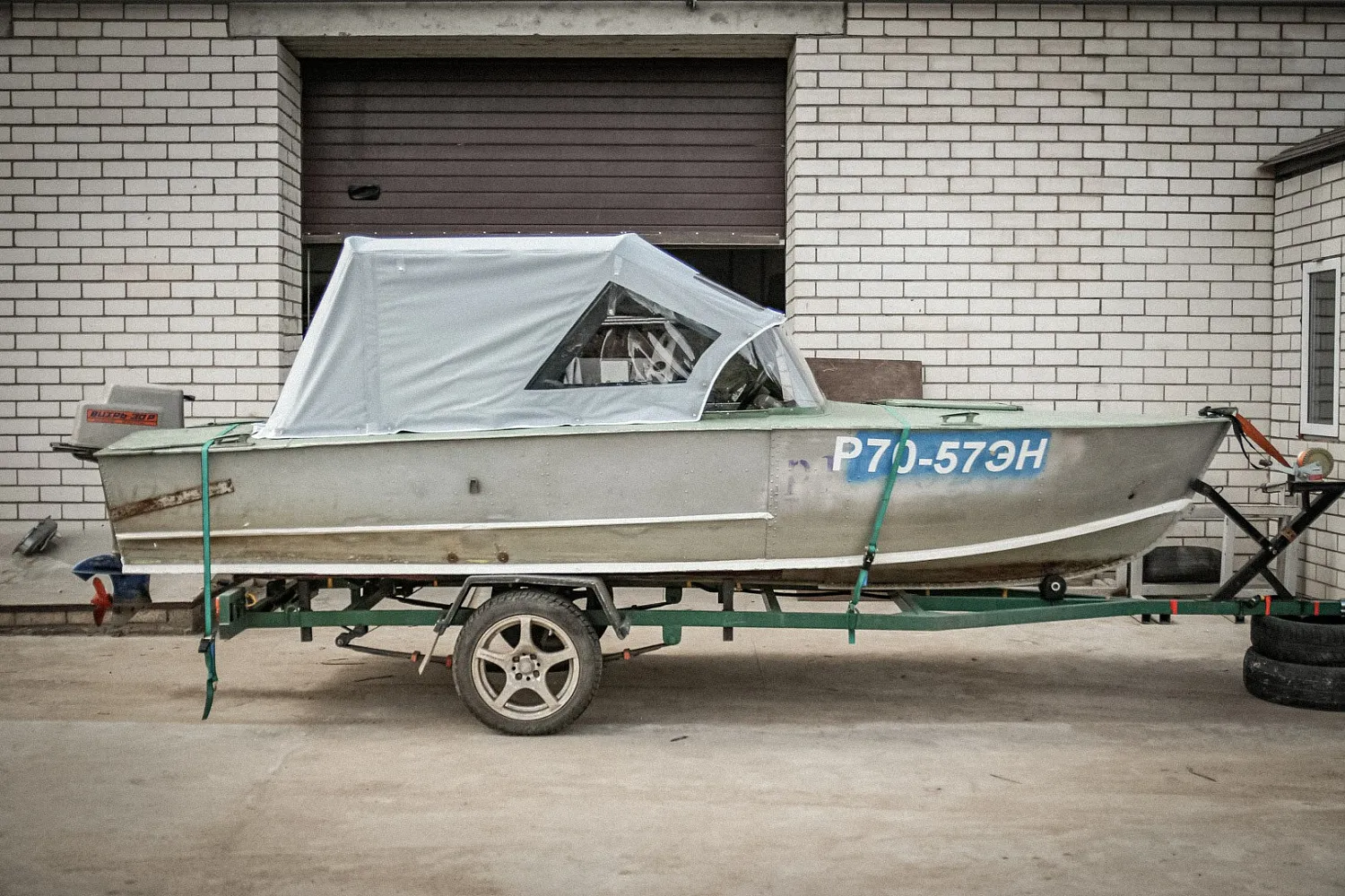 (2017) Прогресс 2 Заводское ветровое стекло и Ходовой тент