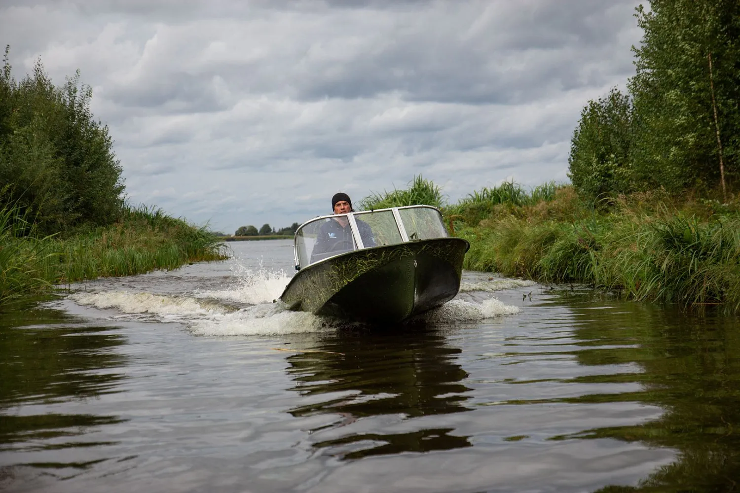 (2021) Обь 1 Ветровое стекло Комфорт с боковиной Классик, Ходовой тент, водометная насадка