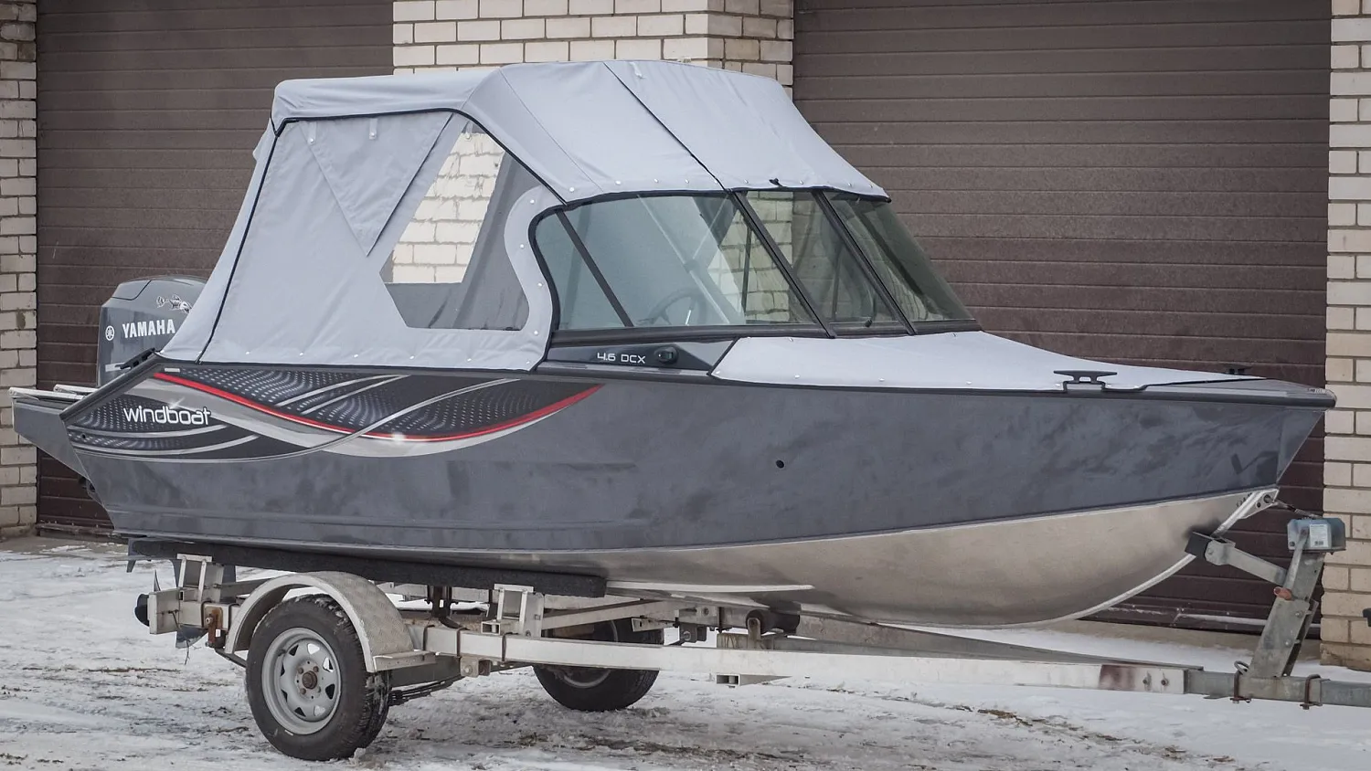 (2022) Windboat 4.6 DCX Ходовой тент на заводское ветровое стекло Стояночный и Носовой тенты