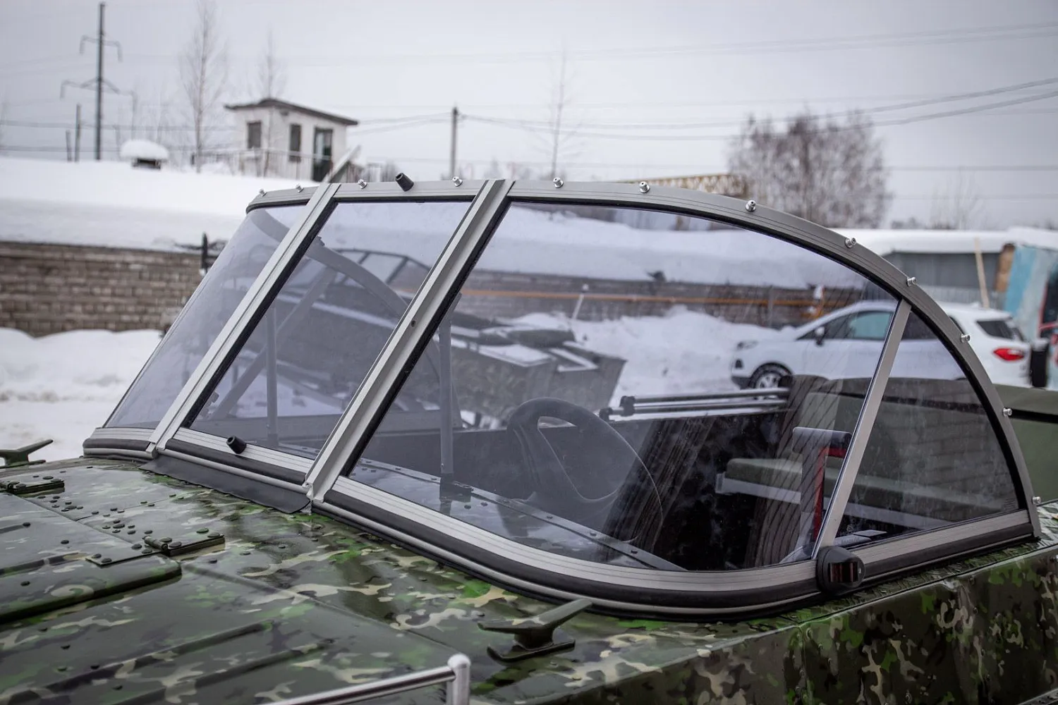 (2019) Обь М Ветровое стекло Элит с боковиной Классик, тент Ходовой