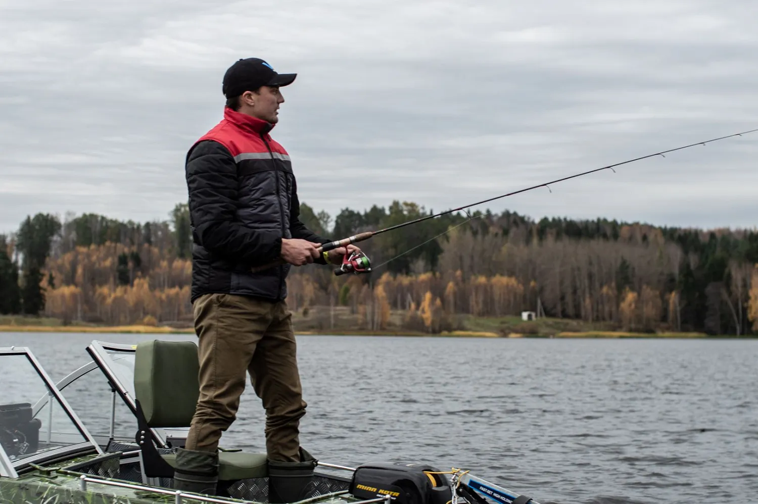 (2019) ОБЬ 3М Ветровое стекло Премиум с боковиной Классик, Платформа фиш