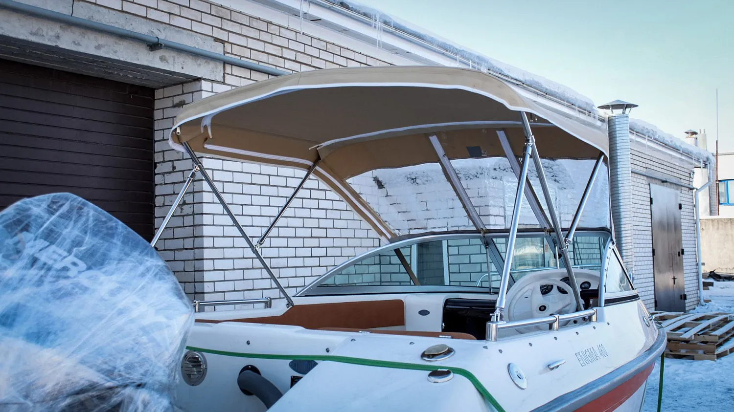 (2017) Enigma СВ 460 Ходовой тент