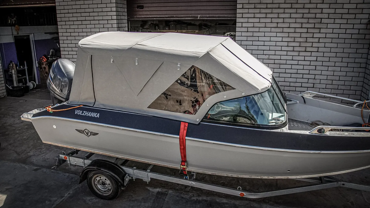 (2017) Волжанка 55 Фиш Тент ходовой