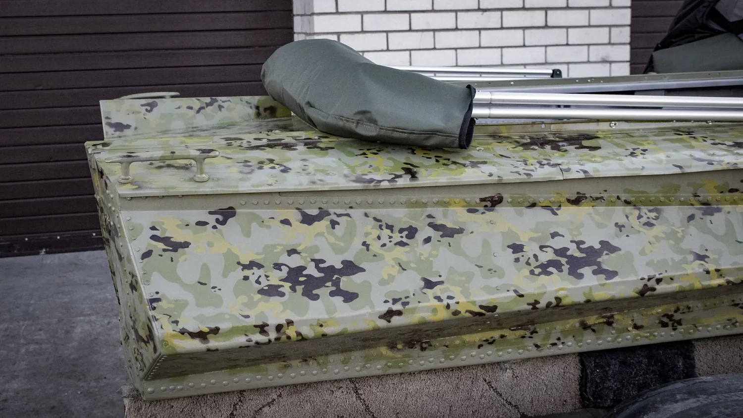 (2018) Обь 1 Ветровое стекло Элит с боковиной Фиш, Ходовой и Транспортировочный тенты