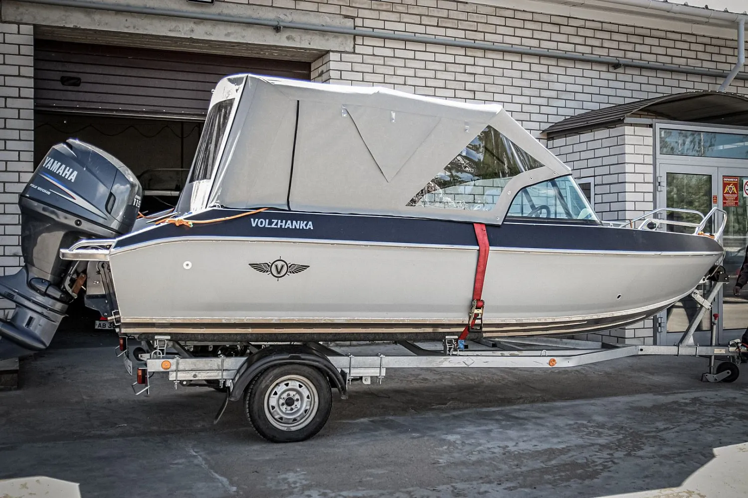 (2017) Волжанка 55 Фиш Тент ходовой