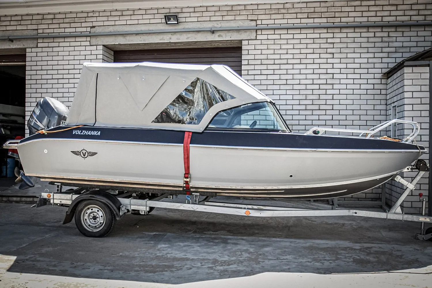 (2017) Волжанка 55 Фиш Тент ходовой