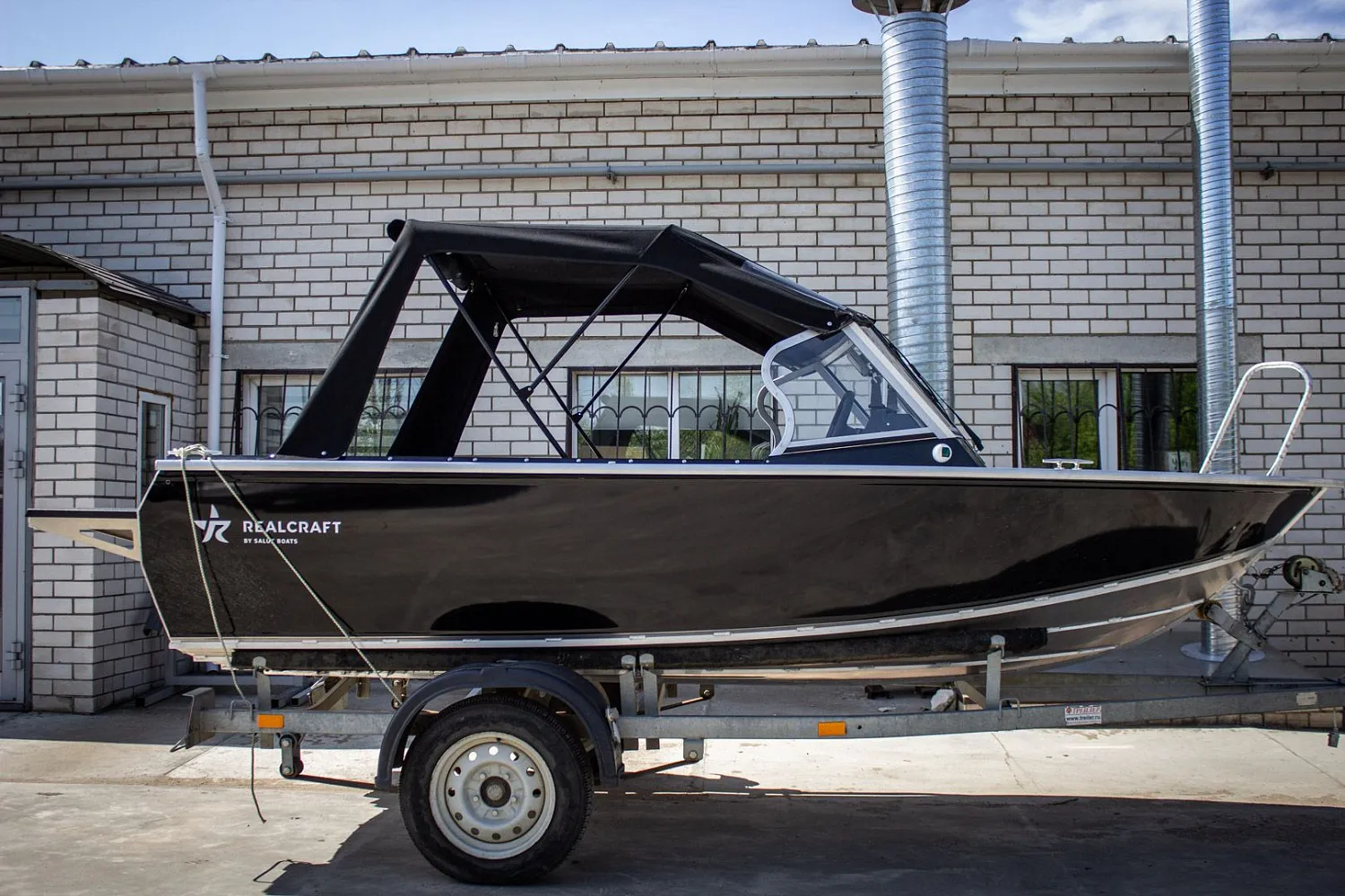 (2018) RealCraft 470 Ходовой тент и дуги