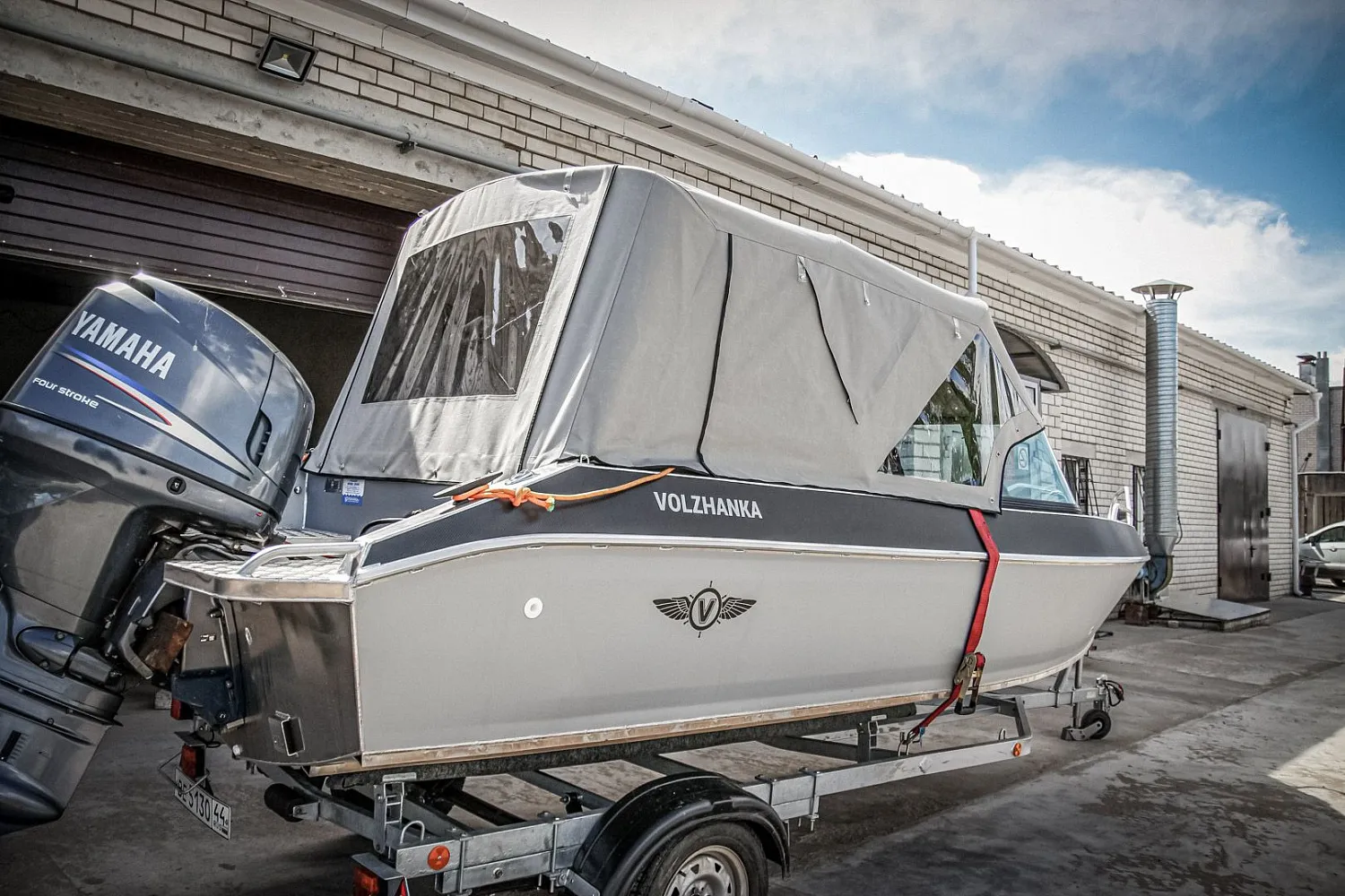 (2017) Волжанка 55 Фиш Тент ходовой