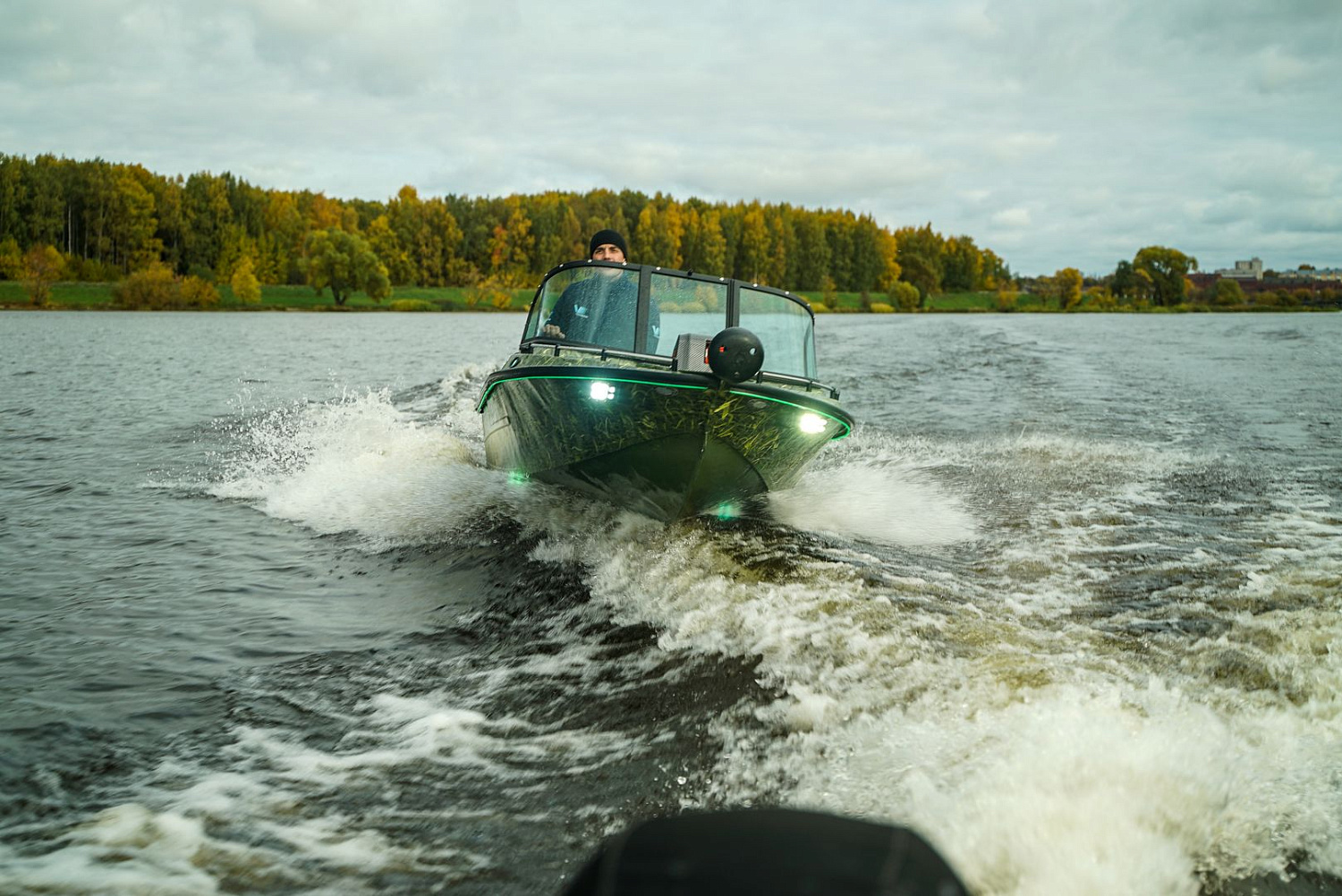 (2021) Крым Ветровое стекло Элит, тент Ходовой