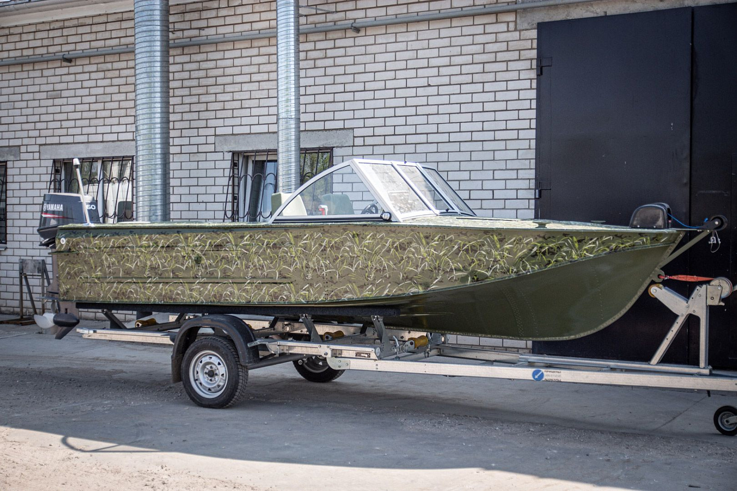 (2019) Казанка 2М Ветровое стекло Премиум с боковиной Классик
